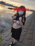 282958.jpg
(11KB)