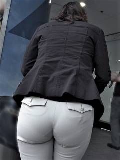 238703.jpg (129KB)